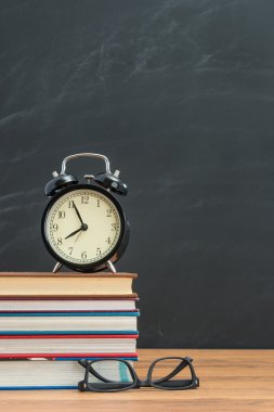 zamanında çok önemlidir çalar saat ve bri ayarlamak hatırlıyorum