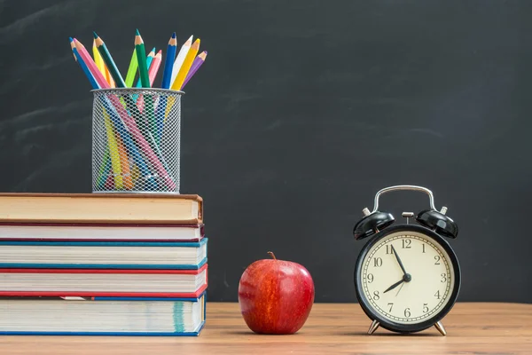 Ne zaman okula geri suluboya kalem getirmeyi unutma