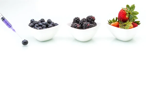 Genetic Modification, blueberry, blackberry, strawberry, fruit, — Stock Photo, Image
