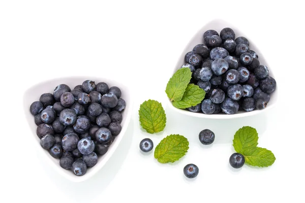 Fresh blueberries with leaf, healthy, natural — Stock Photo, Image