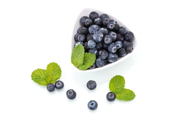 Fresh blueberries with leaf, healthy, natural — Stock Photo, Image