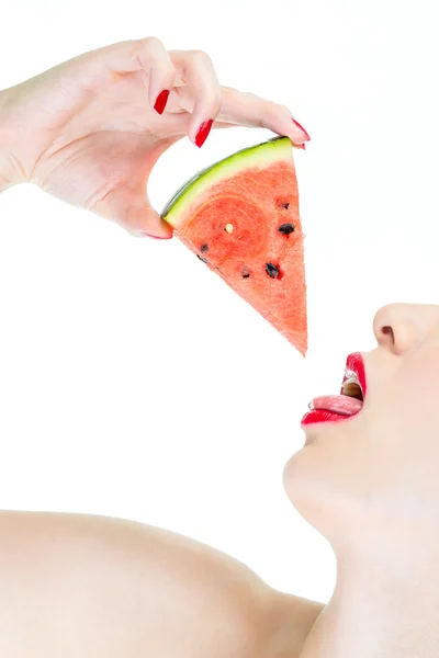 Seksi kadın arzu karpuz kırmızı dudaklar, susuzluk, moda yemek — Stok fotoğraf