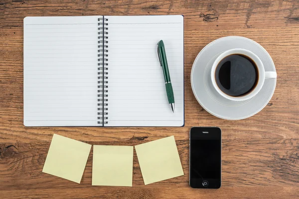 Adhesive Note, notebook and smart phone with coffee — Stock Photo, Image