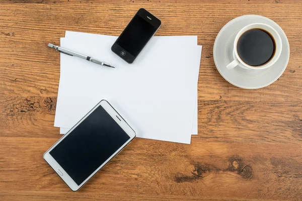 Akıllı telefon, tablet, kağıt ve kahve ile çizim kalem 