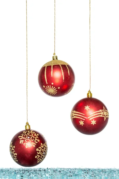 Rojo de lujo con bola de oro de Navidad, colgando Decoración — Foto de Stock