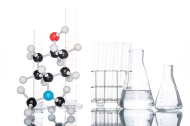 Moleküler yapısı ve kabı