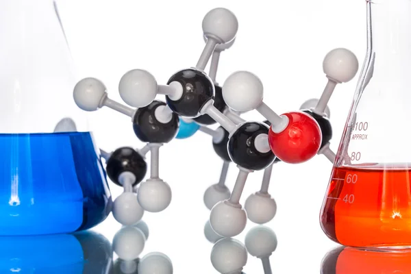 分子的结构和多彩的液体 — 图库照片