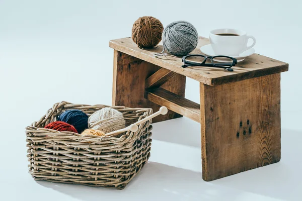 Leisure time, knitting with a cup of coffee — Stock Photo, Image