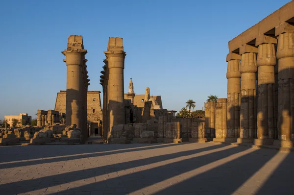 著名卢克索神庙复杂埃及 — 图库照片