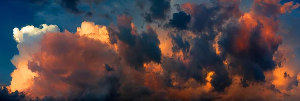 Dramatic sky panorama — Stock Photo, Image