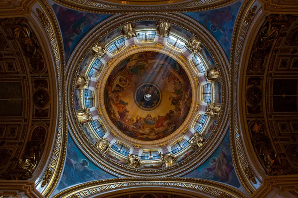 Cúpula interior da Catedral de São Isaac em São Petersburgo — Fotografia de Stock