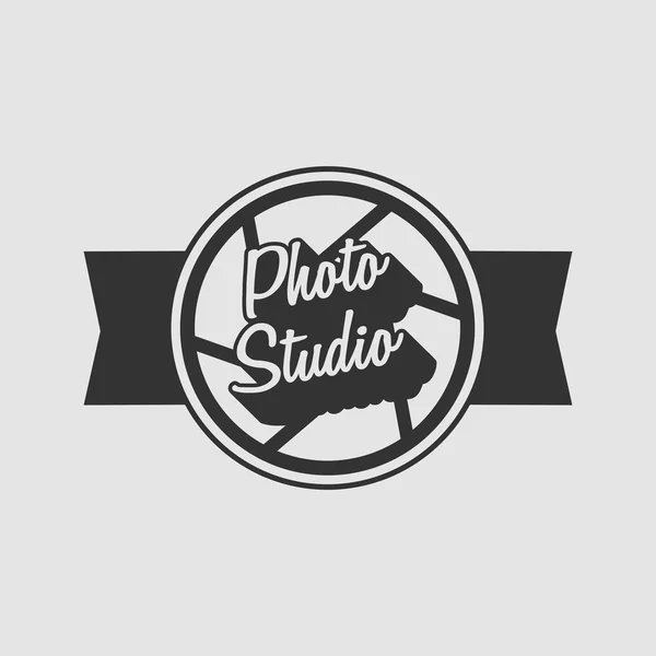 El diseño del logo del estudio fotográfico — Vector de stock