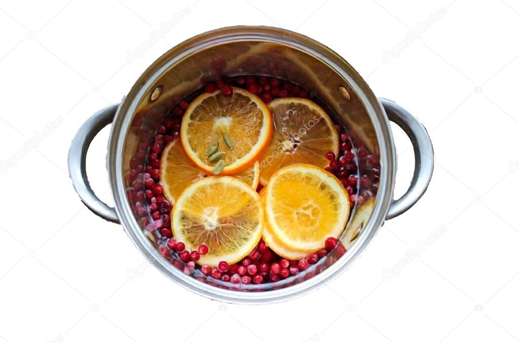 Place the cardamom in a pot of oranges, press firmly.