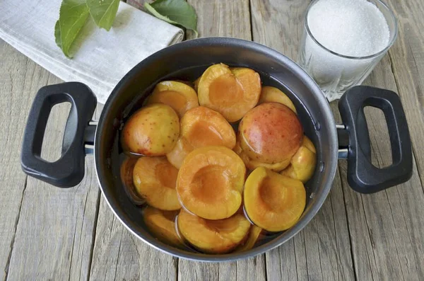 Place Apricot Halves Non Stick Saucepan Bowl Thick Bottom Fill — Stock Fotó