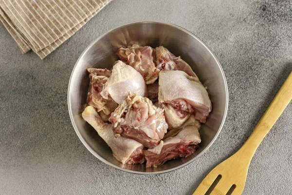 Rinse Dry Cut Chicken Pieces — 스톡 사진