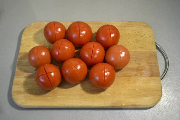 Faça Uma Incisão Forma Cruz Nos Tomates Coloque Água Fervente — Fotografia de Stock