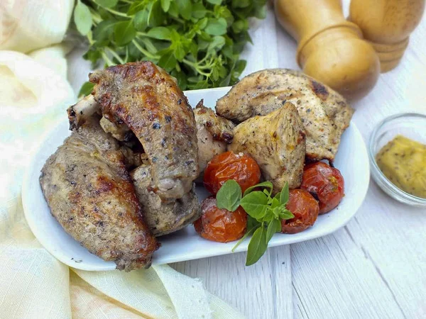 Servire Kebab Preparato Caldo Con Vostre Salse Preferite Insalata Verdure — Foto Stock