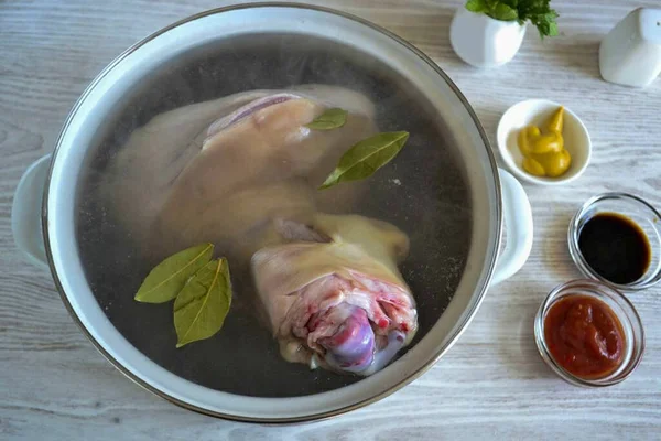 Spoel Schacht Goed Als Borstelresten Zijn Verbrand Kook Knokkel Laag — Stockfoto