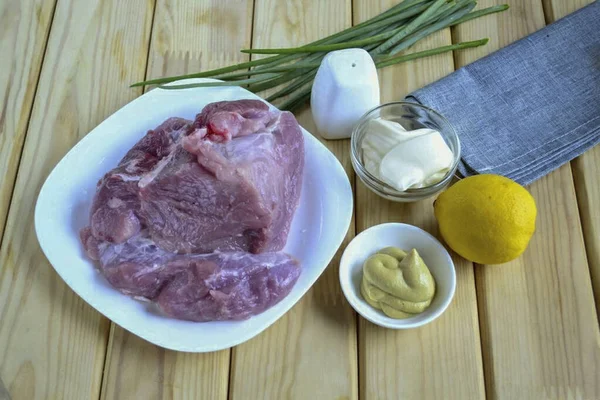 Подготовьте Ингредиенты Необходимые Приготовления Свиного Плеча Барбекю — стоковое фото