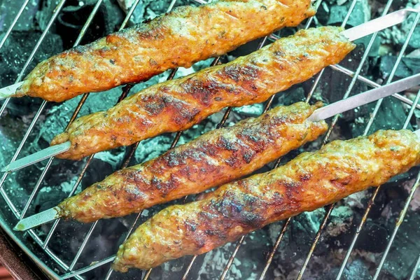 Friggere Kebab Sulla Griglia Fino Doratura Ricordate Che Deve Essere — Foto Stock