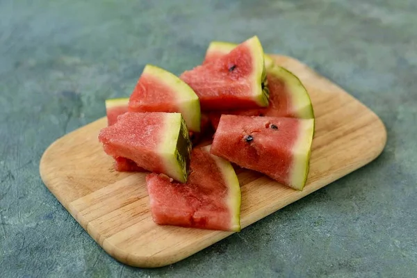 Wassermelone Gut Waschen Trocken Wischen Dann Große Scheiben Schneiden Die — Stockfoto