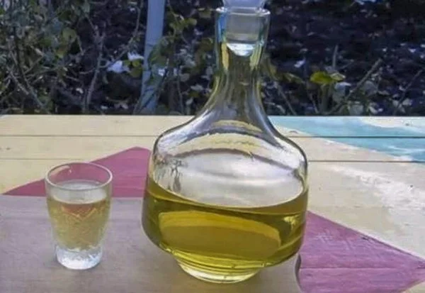 Tintura Anís Aguardiente Luna Puede Dejar Para Infundir Por Otro — Foto de Stock