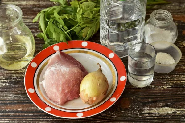 Připravte Všechny Potřebné Ingredience Pro Výrobu Salátu Rustic Meat — Stock fotografie