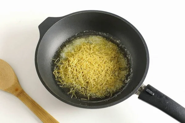 Add Noodles Skillet — Stock Photo, Image