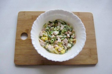 Tabaktaki tuz tatmak ve karıştırmak için..