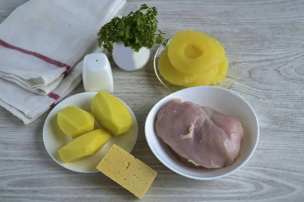 Připravte Všechny Ingredience Potřebné Vaření Kuře Ananasem Brambory Peci — Stock fotografie