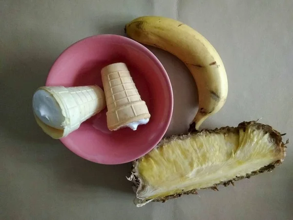Förbered Alla Ingredienser Som Behövs För Att Göra Banan Ananas — Stockfoto