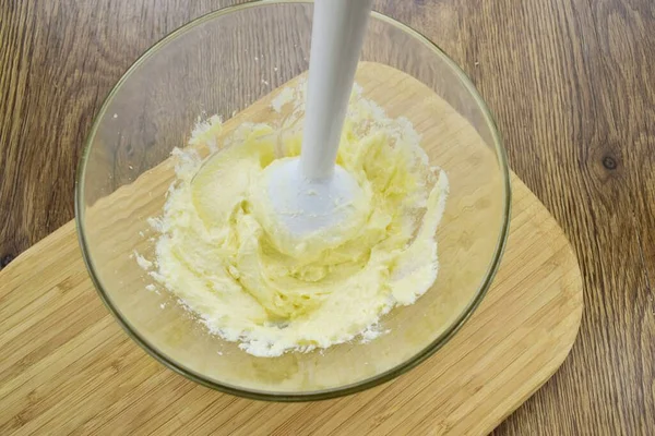 Sbattere Burro Ricotta Con Frullatore Aggiungere Zucchero Vanillina Battere — Foto Stock