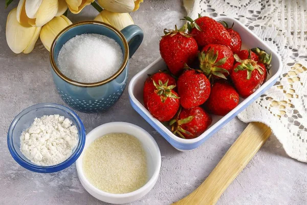 Preparare Tutti Gli Ingredienti Necessari Rendere Marshmallow Fragola — Foto Stock