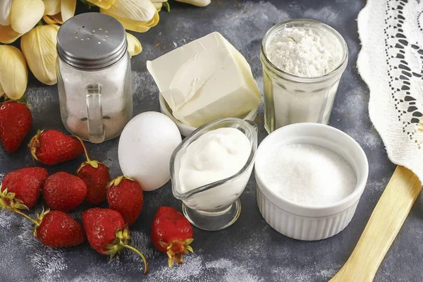 Preparare Tutti Gli Ingredienti Necessari Fare Torta Fragole — Foto Stock