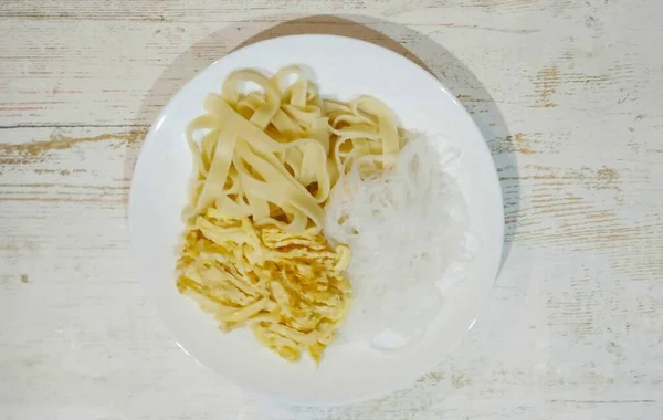 Empecemos Armar Nuestro Plato Ponga Poco Fideos Trigo Arroz Una —  Fotos de Stock