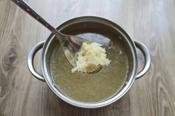 Togliere Padella Dal Fuoco Lasciare Raffreddare Fino Quando Caldo Filtrare — Foto Stock