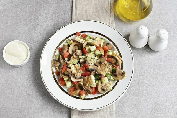 Add Mushroom Slices Pepper — Stock Photo, Image