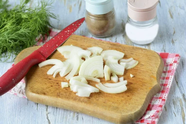 Peel Onion Cut Half Rings — Stock Photo, Image