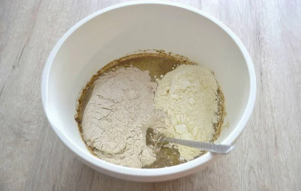 Pour Flour Bowl Knead Dough — Stock Photo, Image