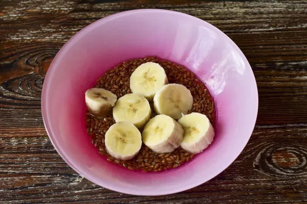 Seguida Transfira Sementes Para Uma Tigela Adicione Banana Que Quebra — Fotografia de Stock