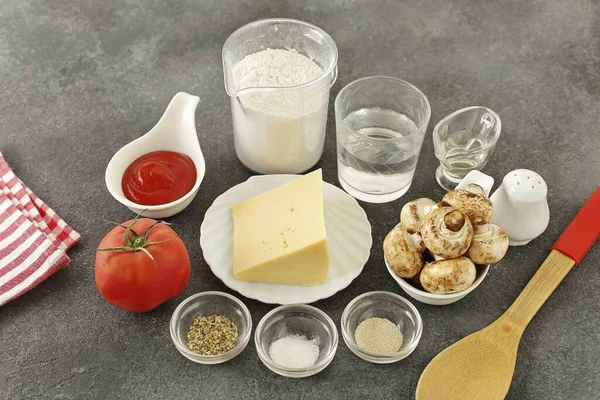 Приготуйте Всі Необхідні Інгредієнти Приготування Піци Грибниці — стокове фото