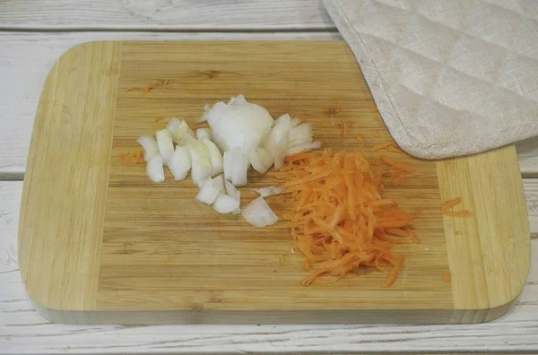 Почисти Лук Морковь Нарежь Лук Нарежь Морковку — стоковое фото