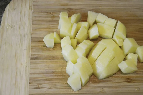 Очистити Картоплю Додати Каструлю — стокове фото