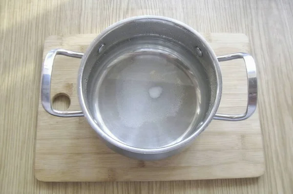 Verser 600 Dans Une Casserole Eau Ajouter Cuillère Soupe Sel — Photo