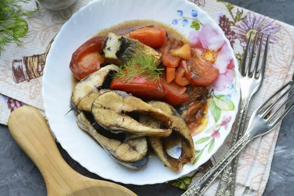 Arenque Pode Ser Servido Imediatamente Arenque Forno Com Verduras Prato — Fotografia de Stock