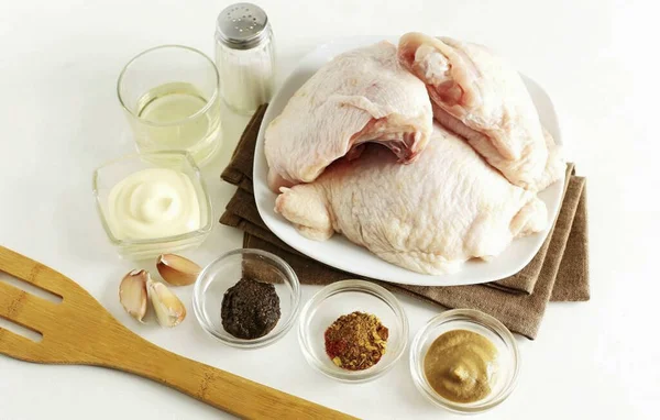Připravte Všechny Potřebné Ingredience Pro Vaření Smažené Kuře — Stock fotografie
