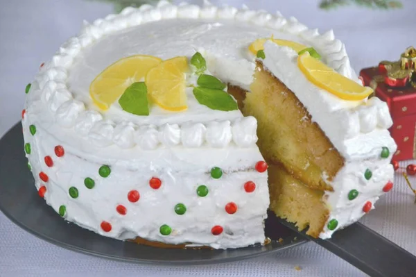 Torta Limón Con Crema Proteínas Resultó Ser Elegante Festiva Muy — Foto de Stock