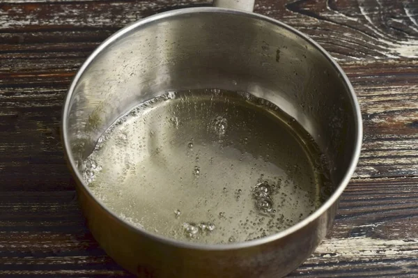 Den Sirup Minuten Kochen Lassen — Stockfoto