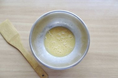 Bir kâsede çırpın..