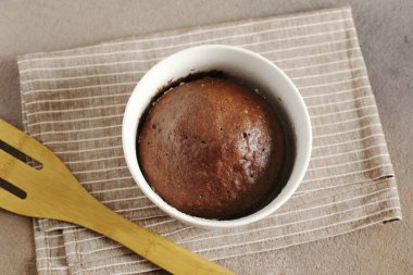 Millet! Bisküvi fincanda hazır. Üzerine pudra şekeri serpin ya da pasta tabanı olarak kullanın..